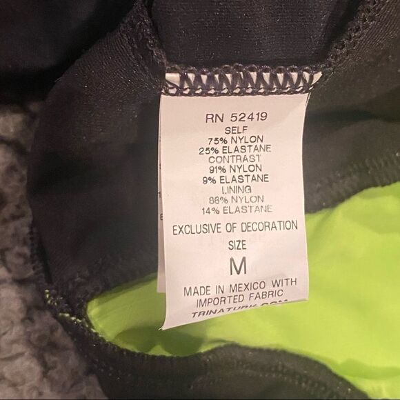 Trina Turk Black Jacket Workout Size Medium - Picture 11 of 13